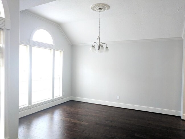 Foto del edificio - 2915 High Canyon Ct
