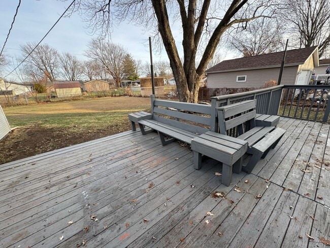 Building Photo - 4 bedroom 2 bath home in Port Byron