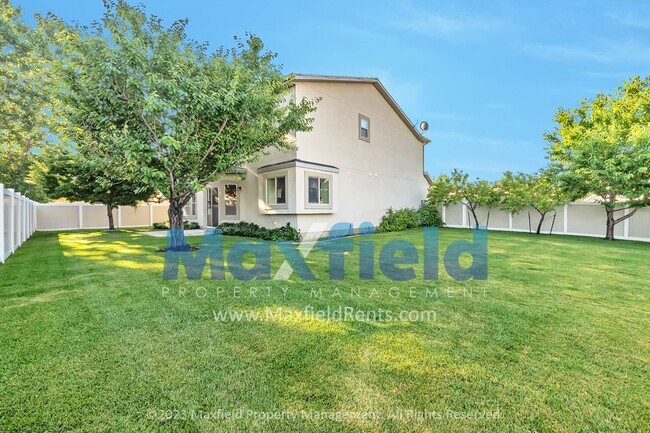 Foto del edificio - Lehi 4 BD 2.5 BA 2 GA - Fenced Yard
