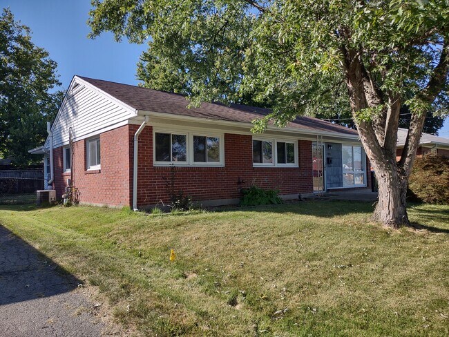 Foto del edificio - 3318 Moulton Ln