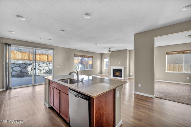 Building Photo - 2751 Cityview Terrace