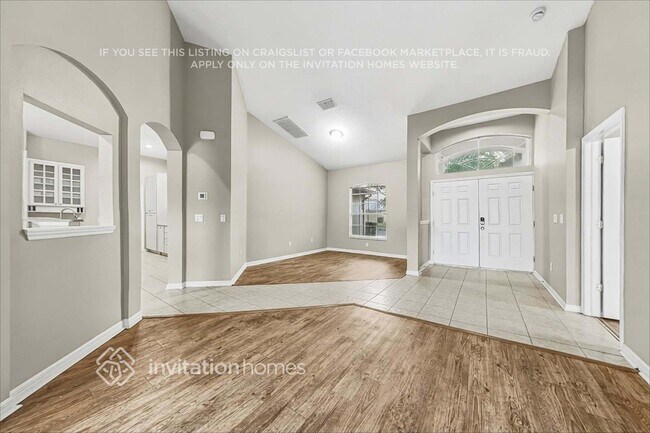 Building Photo - 9424 Clover Glen Dr
