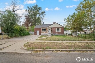 Building Photo - 732 Campbell Heights