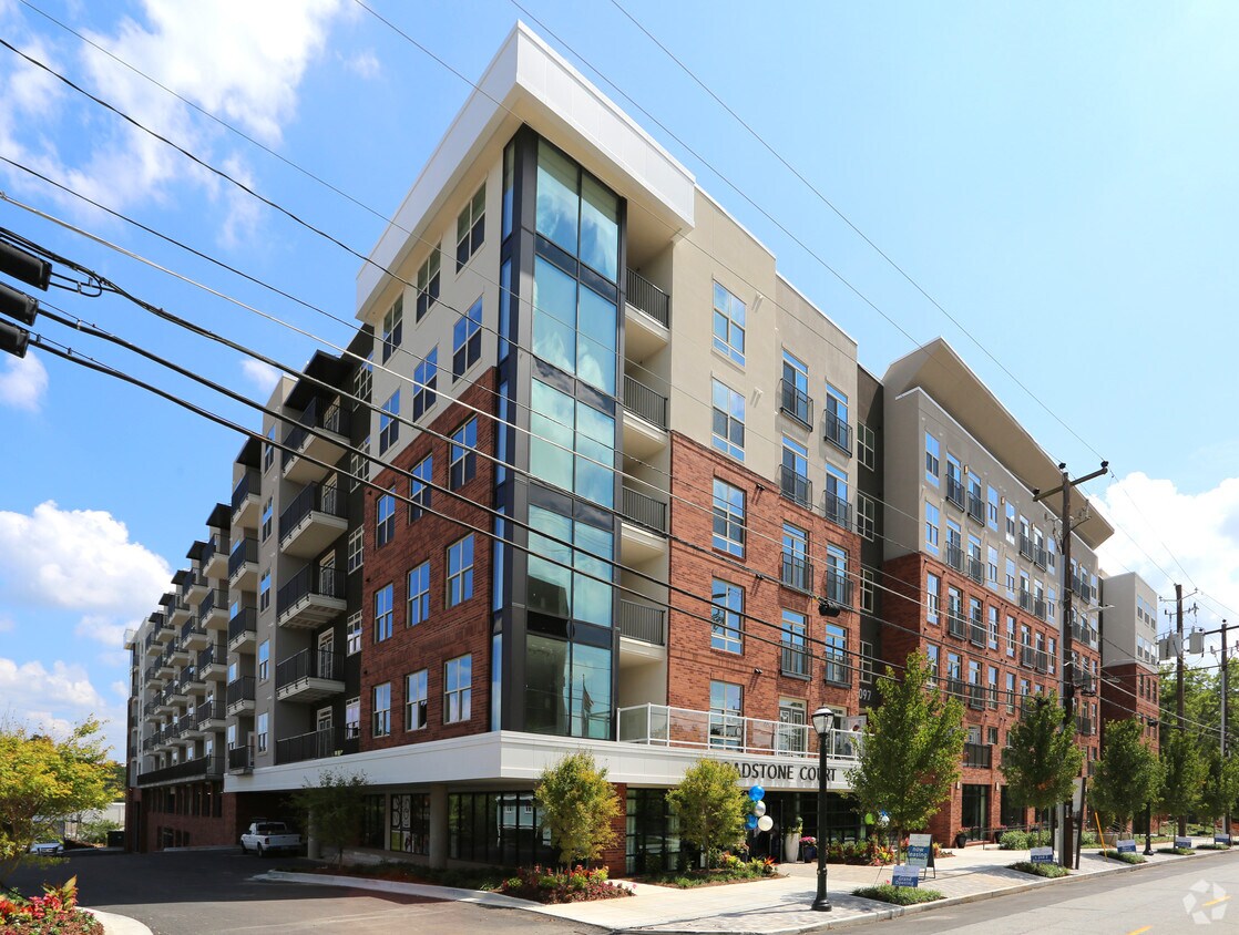 Foto principal - Camden Buckhead Square
