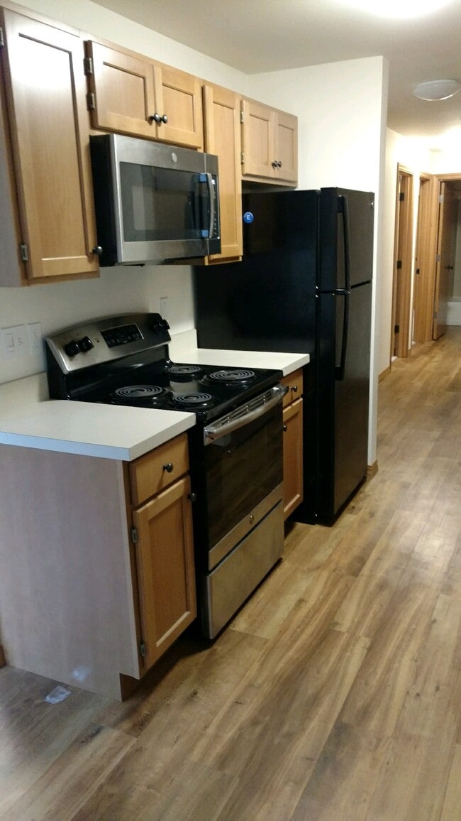 Building Photo - Legend House