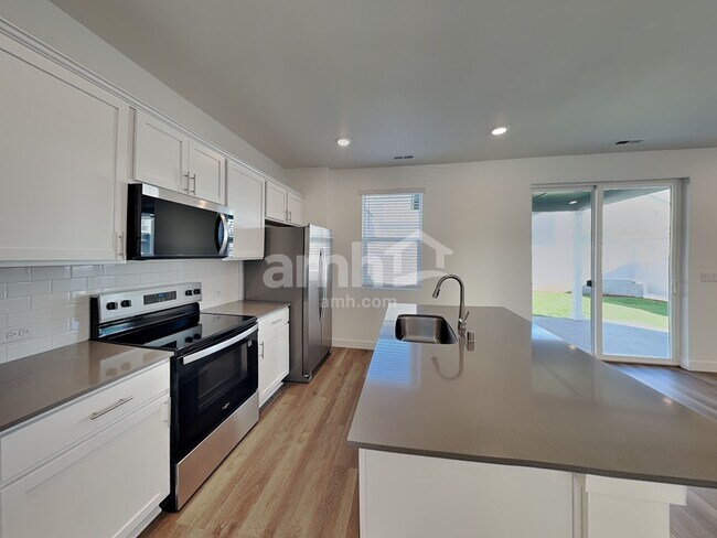 Foto del edificio - 4757 85th Ave NE