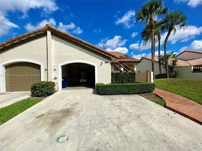 Foto del edificio - 3 br, 2 bath Townhome - 11377 SW 85th Ln