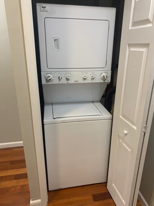 Foto del edificio - 117 S Wolfe St