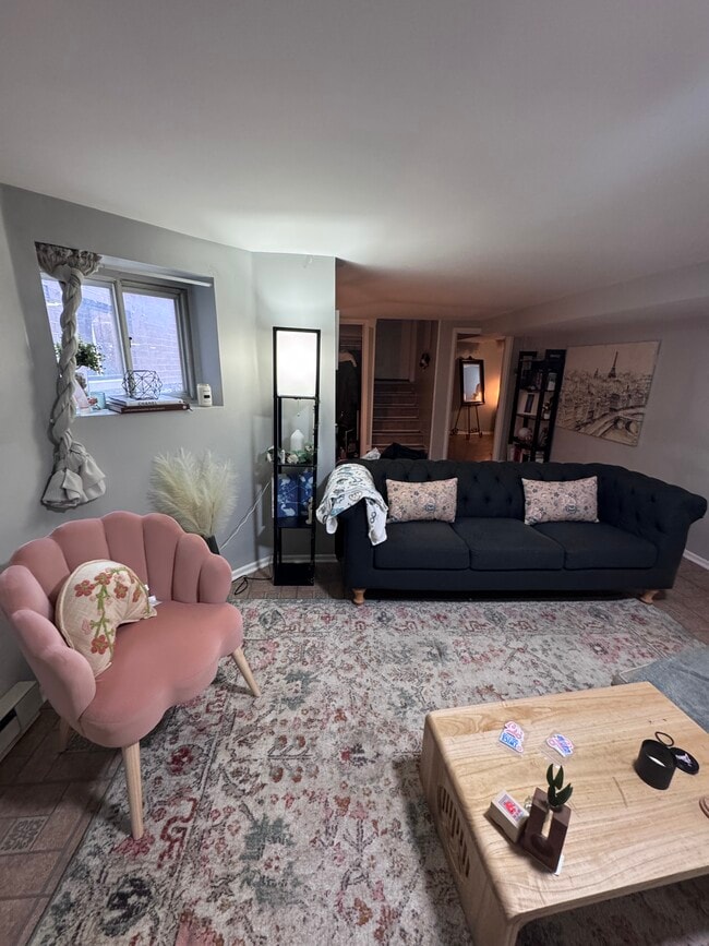 Foto del edificio - 4325 N Wolcott Ave