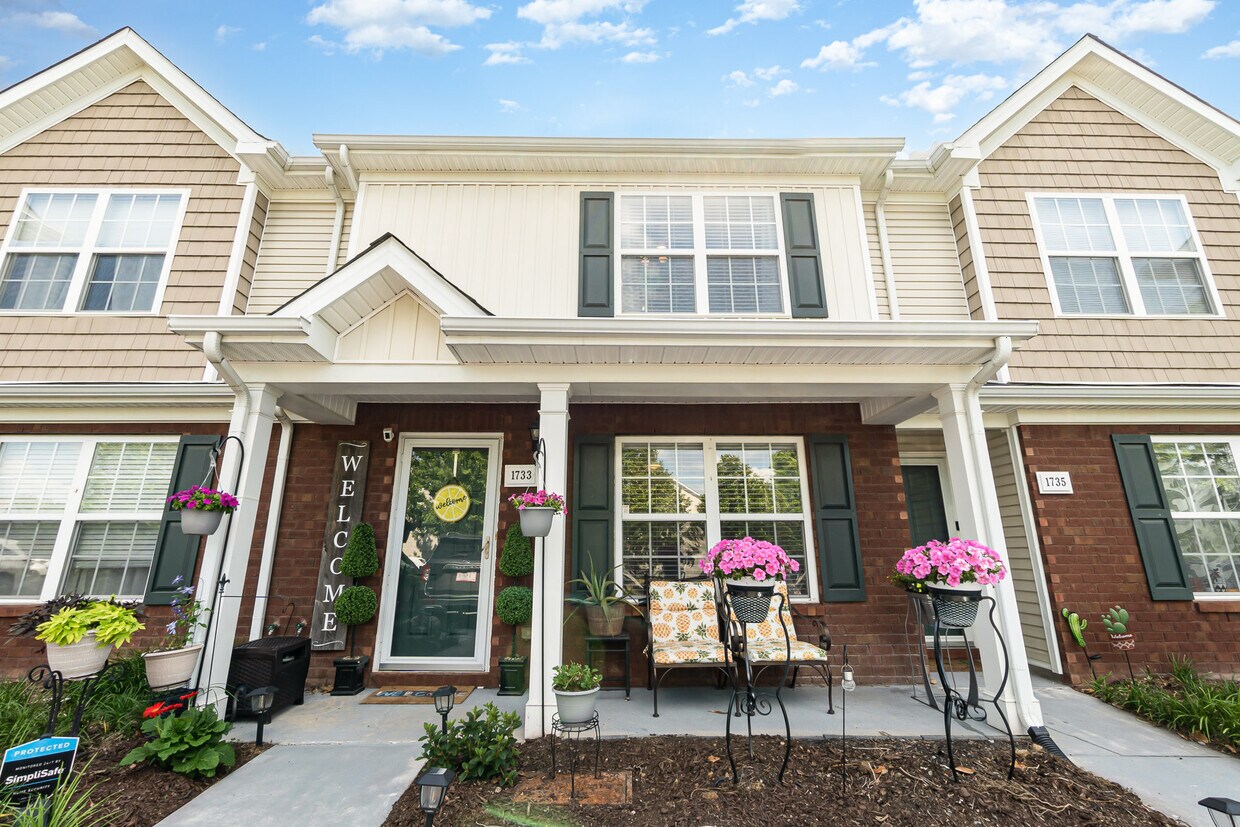 1733 Red Jacket Dr, Antioch, TN 37013 Townhome Rentals in Antioch TN