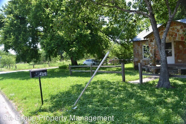 Foto del edificio - 2 br, 1 bath House - 408 E. North Ave.