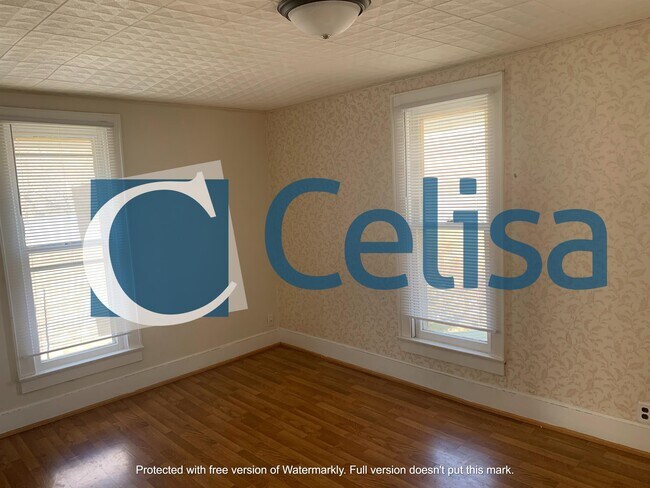 Foto del edificio - 1319 3rd St