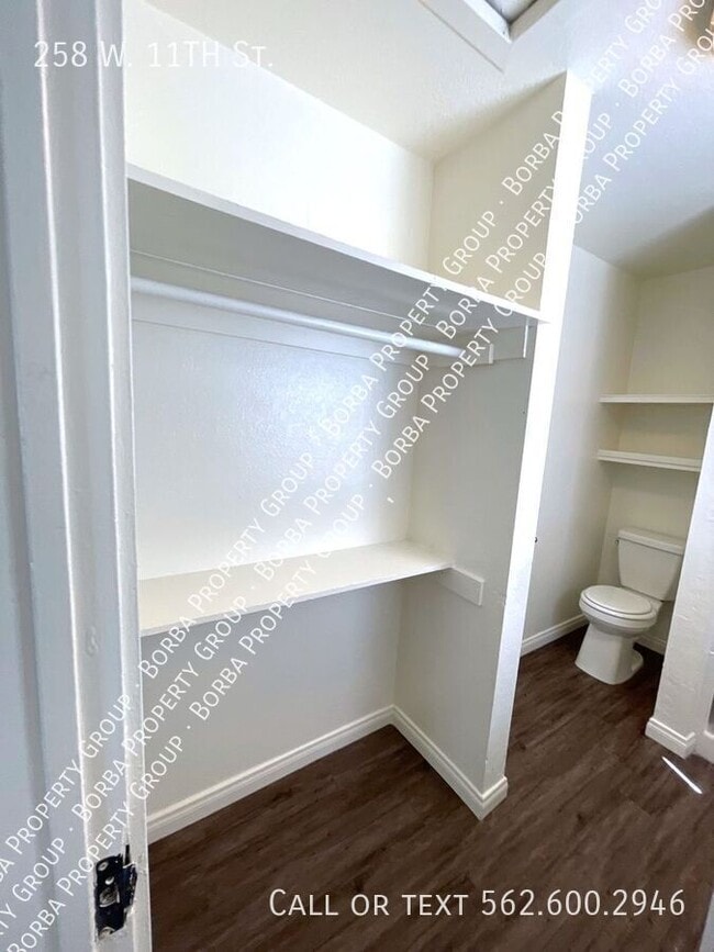 Foto del edificio - 258 W 11th St