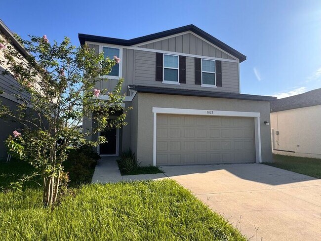 Photo - 1022 Kelly Fern Lp House