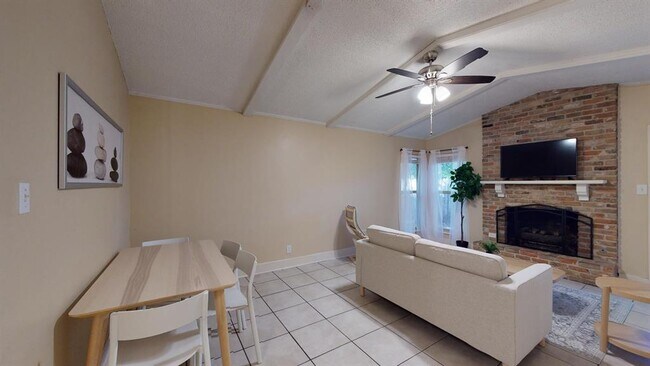 Foto del edificio - 9104 Quail Creek Dr