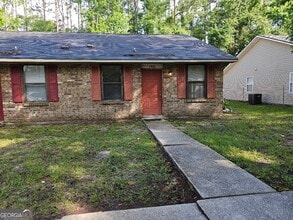 Building Photo - 108 E Lakemont Dr