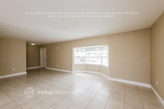 Building Photo - 8469 Windsor Dr
