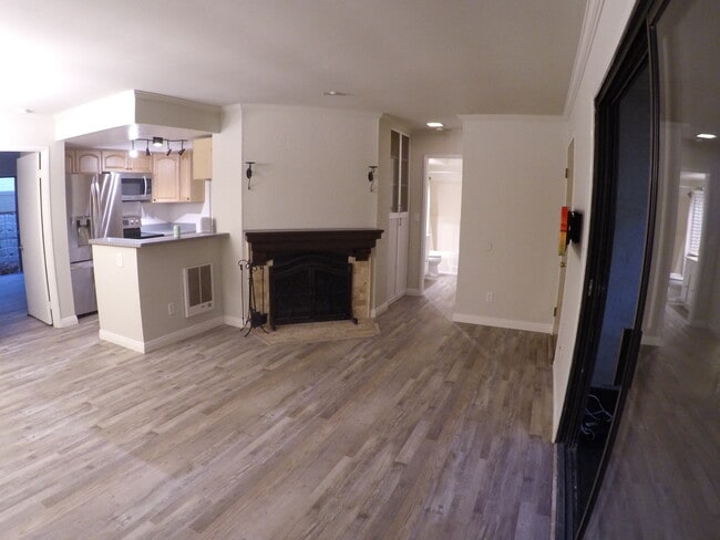 Move in ready - 2852 C St