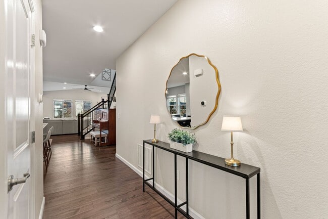 Building Photo - Modern Living. Unforgettable Views 5 bedroom / 5 bathrooms in the desirable Candelas community