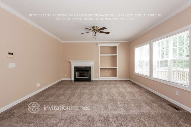 Building Photo - 5925 Mapleview Pl