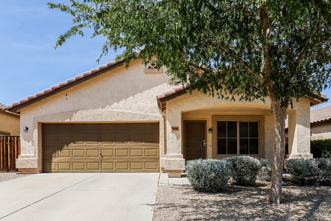 Building Photo - 7418 W Lone Cactus Dr