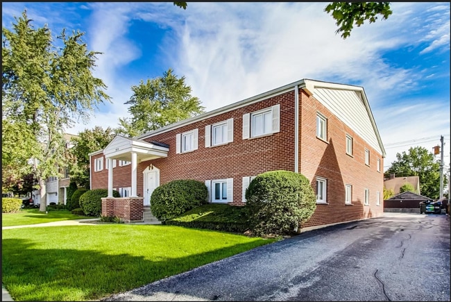 Building Photo - 509 N Dunton Ave