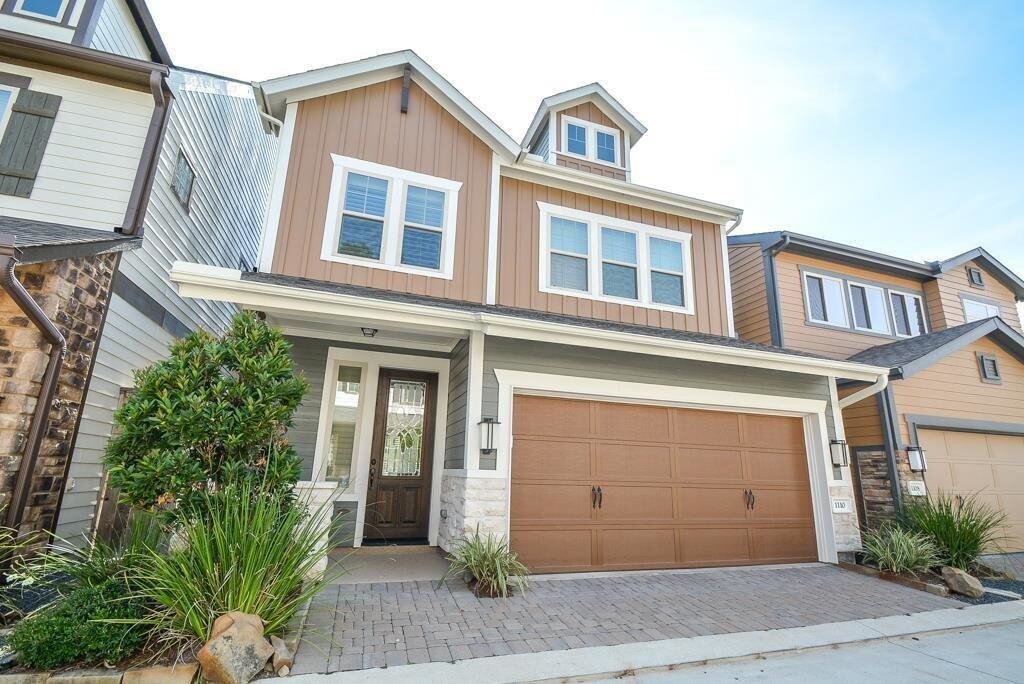 Foto principal - 1110 Oakwood Pass Ct
