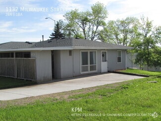 Building Photo - 1132 Milwaukee St