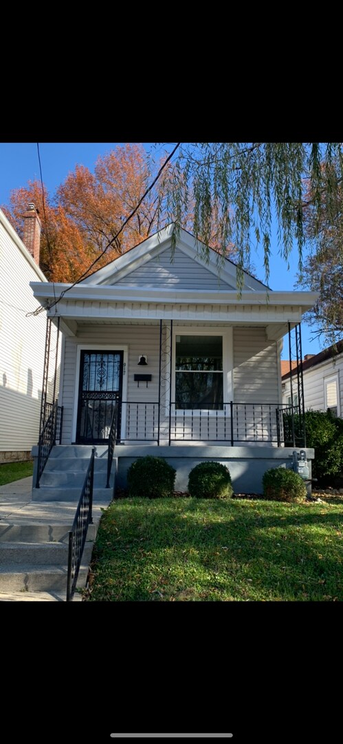Building Photo - 2 Bedroom, 1 Bath newly renovated shot gun...