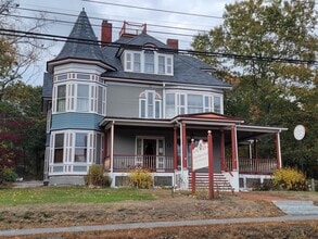 Building Photo - 75 Summer St
