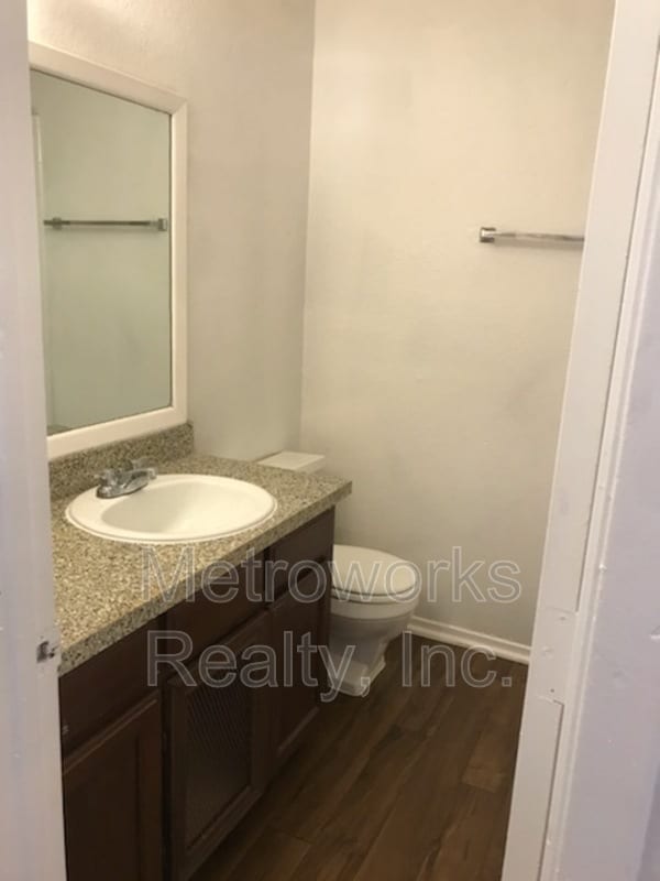 Foto del edificio - 218 Pine Meadow Dr