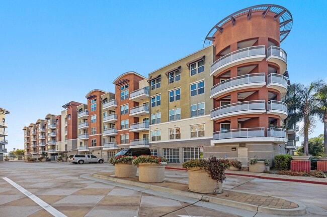 Foto del edificio - View Condo in Luxury Gated Community