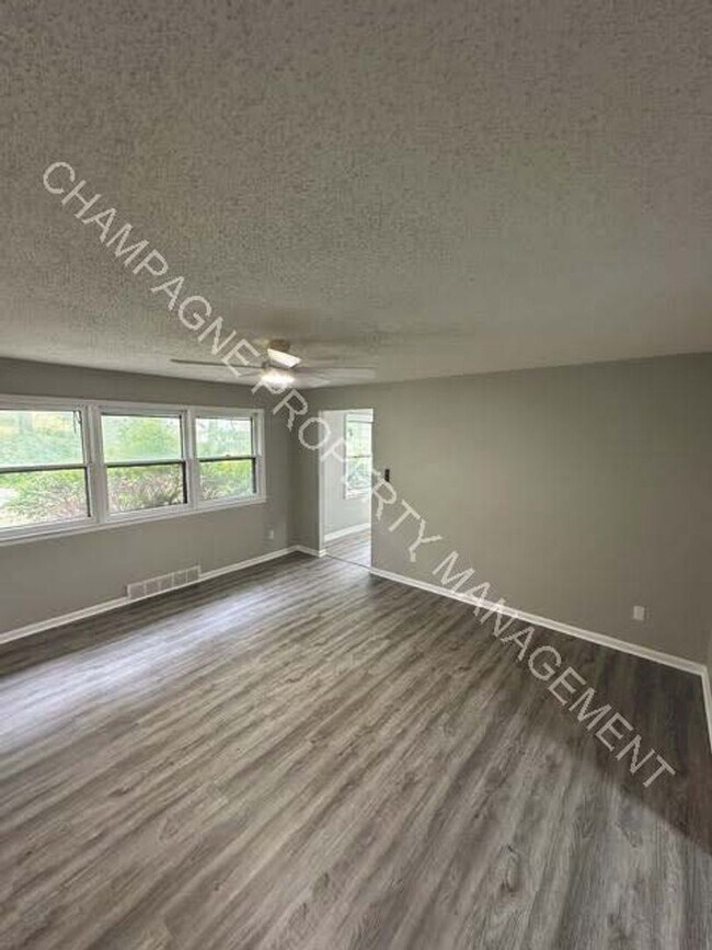 Foto del edificio - 8622 E 59th St