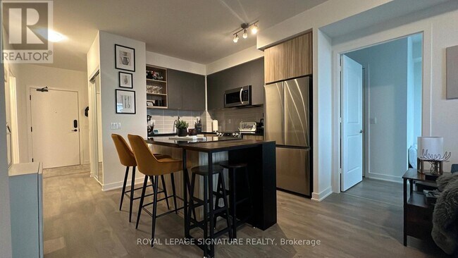 Photo du bâtiment - 4655 Metcalfe Ave