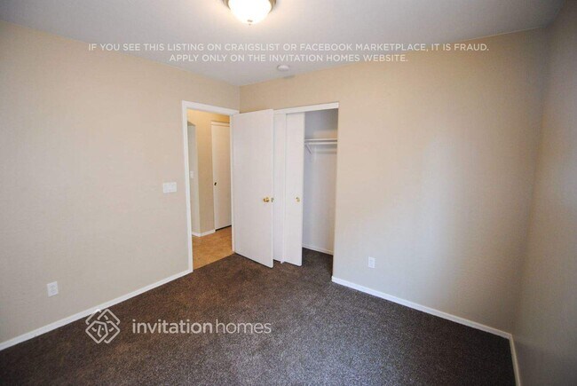 Foto del edificio - 146 N 223rd Ave