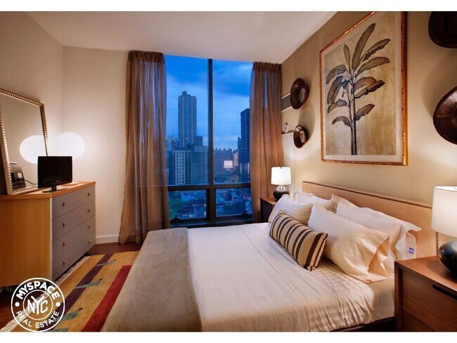 Foto del edificio - 200 W 67th St