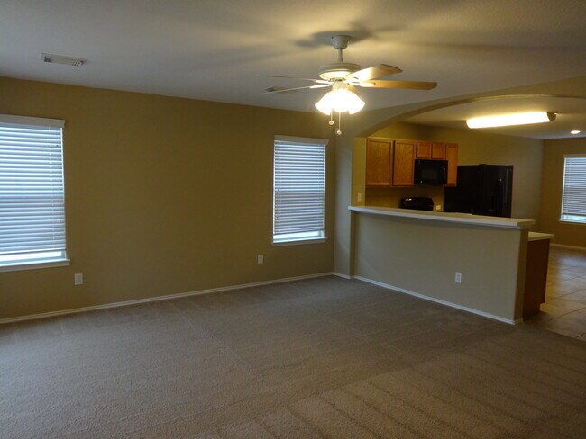 Foto del edificio - 6535 Hampden Point Court