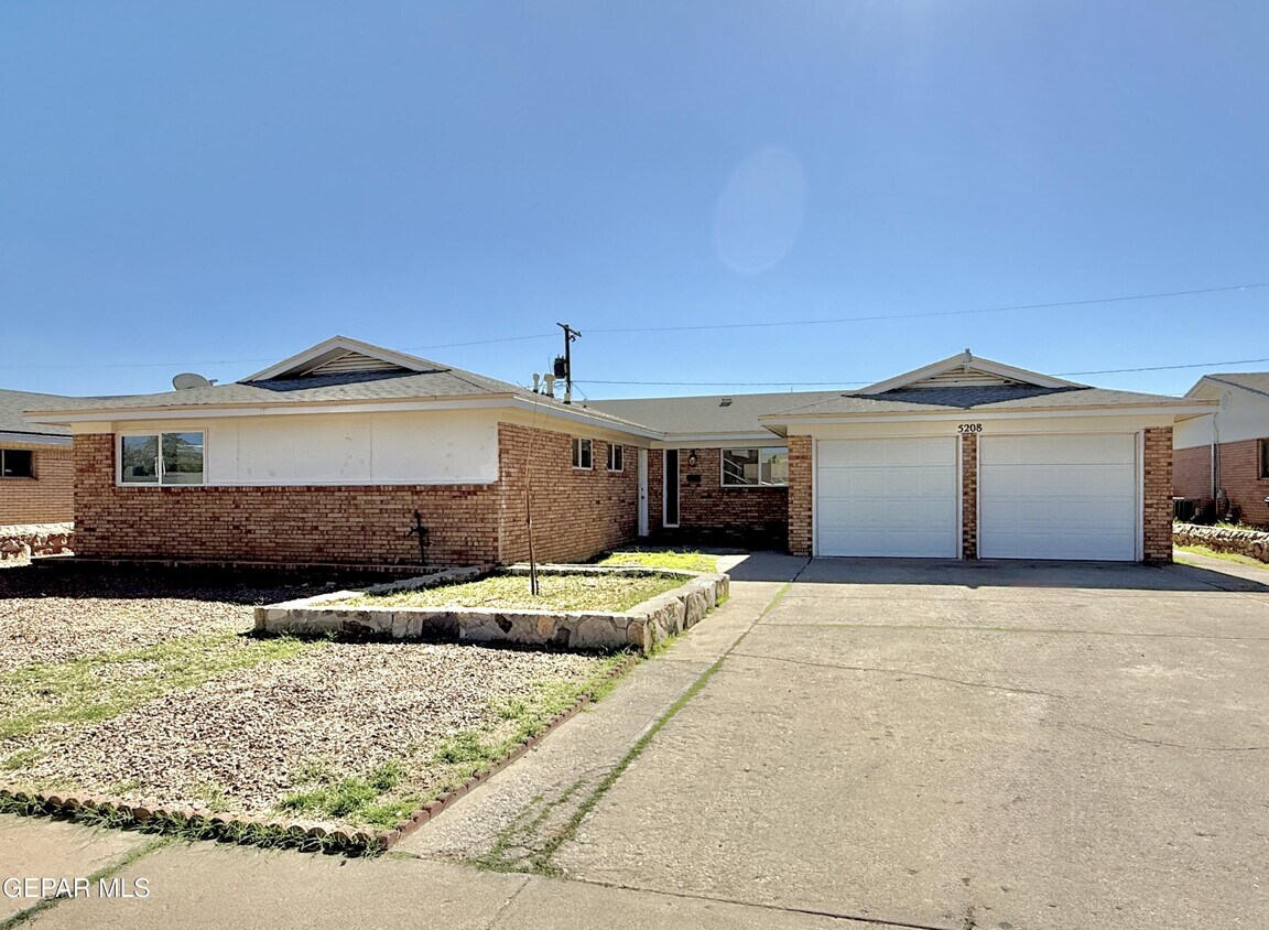 Foto principal - 5208 La Taste Ave