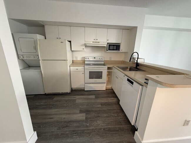 Foto del edificio - 5085 NW 7th St