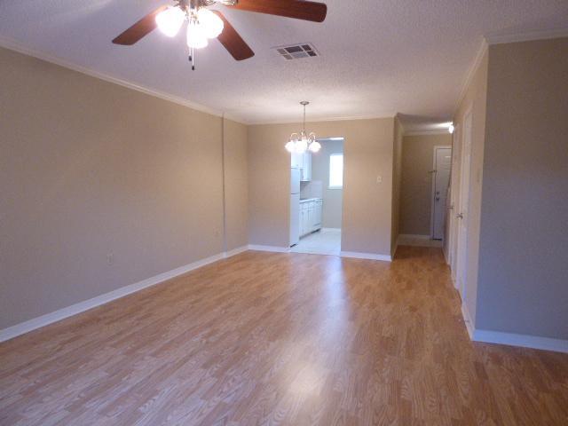 Building Photo - 920 W Tony St #A