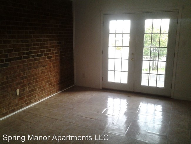 Building Photo - 400 W Meadowview Rd
