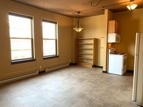 Building Photo - 21 N Last Chance Gulch