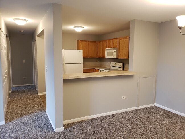 Building Photo - 1111 Silverstone Dr