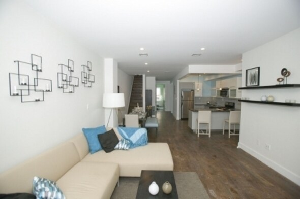 Foto principal - 1748 Dean St