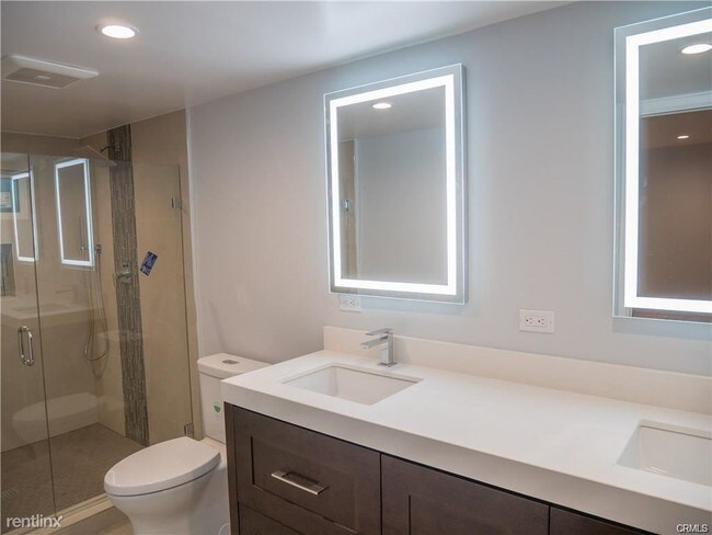 Foto del edificio - 4 br, 4 bath House - 1626 Lorain Rd