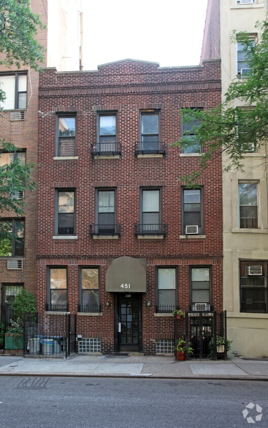 Primary Photo - 451 W 43rd St