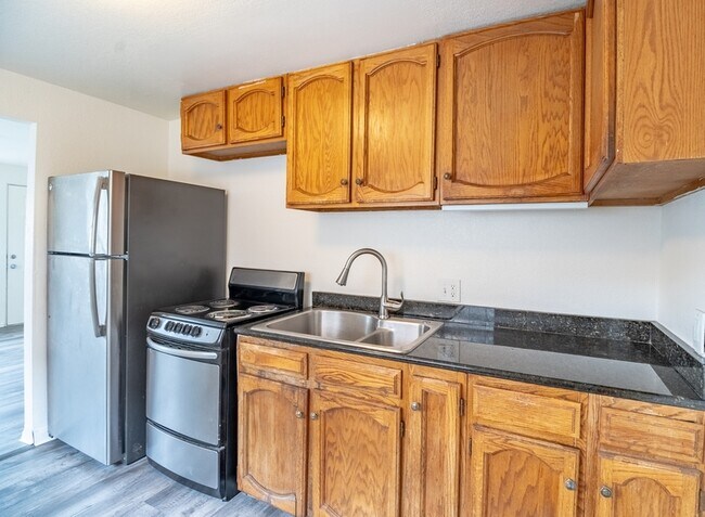 Foto del edificio - 1156 S Quivas St