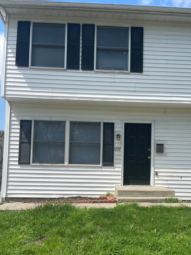 Primary Photo - Welcome to this beautifully renovated 2-be...