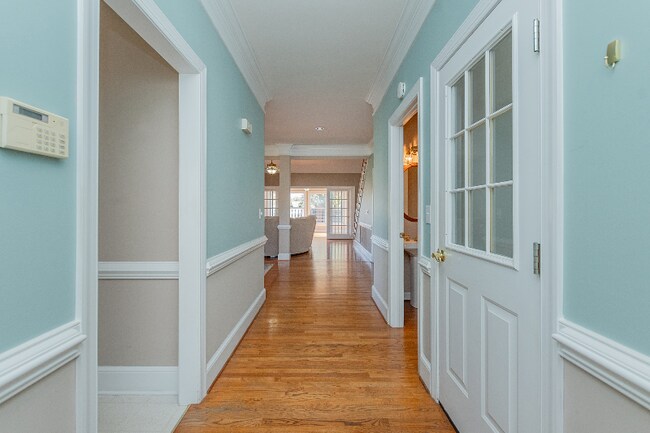 Foto del edificio - 101 St Charles Ct