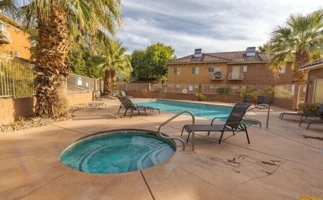 Foto del edificio - Pet Friendly 2 Bedroom 2 Bathroom Condo.